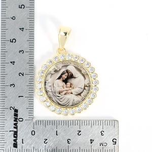 Colgante Chapado en Oro <span class=keywords><strong>de</strong></span> 14k con la Medalla <span class=keywords><strong>de</strong></span> la Virgen María, Niño Jesús y Sagrada Familia, Joyería Religiosa con Circonitas, Joyas para Mujer al por Mayor - Product Image 5
