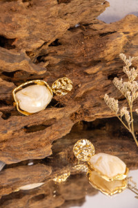 ต่างหูห่วงโลหะสไตล์ยุโรปอเมริกันหรูหรา แฟชั่นฝรั่งเศส โบฮีเมียน ทรงสี่เหลี่ยมจีบ สำหรับงานปาร์ตี้ - Product Image 4