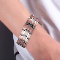 Bracelets sport magnétiques personnalisés en cuivre pur plaqué cuivre antique Accessoire de mode Cadeau unisexe de style tendance