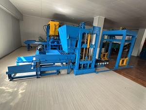 Máquina Hidráulica Automática QT4-30 para Fabricação de Blocos Vazados e Tijolos de Concreto para Construção de Casas, Popular em 2026 - Product Image 3