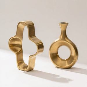 Adornos Metálicos Modernos de Lujo Personalizados de Fábrica, ODM OEM, Arte Abstracto para Oficina, Piezas de Arte Decorativas Únicas y Creativas de Acero Inoxidable para el Hogar - Product Image 1