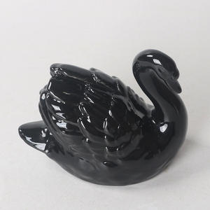 Prix usine personnalisé moderne minimaliste noir et blanc céramique artisanat cygne ornements décoration Figurine - Product Image 3