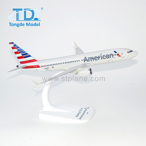 Modèle d'avion vintage Tongde American <span class=keywords><strong>B737</strong></span> MAX <span class=keywords><strong>8</strong></span> 1/200 20cm en plastique ABS avec couleur personnalisable et design minimaliste moderne - Product Image 2