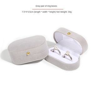 High-grade Oval Flannel Ring <b>Box</b> <b>Mini</b> Portable Jewelry <b>Storage</b> <b>Box</b> for Wedding Rings Couple Rings Set <b>Box</b> - Product Image 5