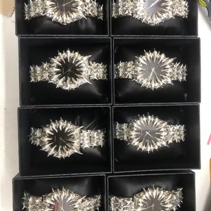 Montres populaires rétro bleues gothiques en acier inoxydable à quartz, logo personnalisable, 16 mm, résistance à l'eau 20 ATM, date automatique, pour hommes, couleur alabâtre - Product Image 4