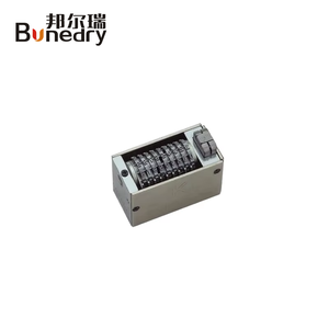 Tự dính 2 mét thương hiệu số máy 4-9 chữ số với 210 mã hóa đầu nghiêng trở lại thiết kế cho hiệu quả vành đai mã hóa - Product Image 1