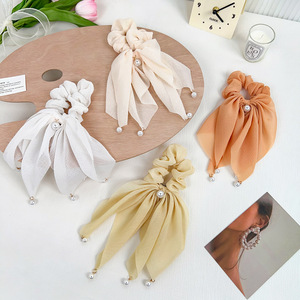 Shily&OS Venta al por Mayor de Lazos para el Cabello con Perlas, Lazos de Satén de Colores, Scrunchies para Mujer, Elegantes Coleteros Elásticos Estilo Francés - Product Image 3