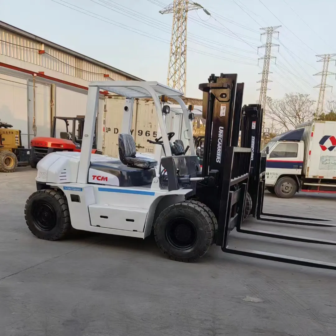 used TCM forklift multi functiontcm3 ton forklift truck Used forklift TCM 30 90% rated load lifting capacity 3 TON second-hand