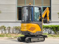 Mini-excavatrice sur chenilles 1,6 tonne à livraison rapide, moteur Euro5, forte puissance de creusement, chenilles en caoutchouc, zéro déport arrière, pour aménagement paysager