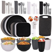 Nouvel ensemble de vaisselle portable de style chinois avec bols, assiettes, tasses, couverts, planche à découper, éplucheur - Peint à la main, pour usage extérieur, fabriqué en Chine