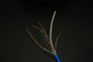 Câble à fibres optiques multicolore Xiniutou X600 Cat6 non blindé, 8 conducteurs, en cuivre sans oxygène, pour connexion de surveillance PoE - Product Image 3