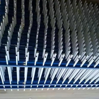 Valla de Jardín de Acero Moderna, Valla de Metal de Acero Galvanizado, Valla de Seguridad con Recubrimiento de Polvo Negro, Valla de Hierro Forjado con Parte Superior Plana