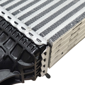 8K0145805P อินเตอร์คูลเลอร์หม้อน้ำเครื่องยนต์สำหรับ Audi A4 A5 Q7 Q5 A6 - Product Image 4