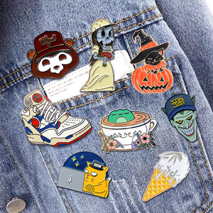 Meilleures ventes : Broches et breloques <span class=keywords><strong>Coco</strong></span> Kawaii modernes et vintage, de haute qualité, personnalisées en usine, en émail dur plaqué or, avec couleurs personnalisables - Product Image 2