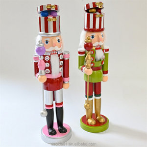 Vente en gros <span class=keywords><strong>pas</strong></span> <span class=keywords><strong>cher</strong></span> Bois 38cm Maison de Noël Collection artistique Décorations Ornement Luxe <span class=keywords><strong>Casse</strong></span>-<span class=keywords><strong>Noisette</strong></span> <span class=keywords><strong>Soldat</strong></span> - Product Image 2