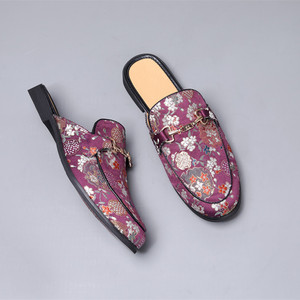 Chaussures décontractées pour hommes de style européen et américain, mules fermées, demi-sandales, chaussures paresseuses, grandes tailles pour hommes - Product Image 4