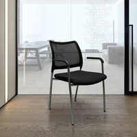 Chaise de formation de bureau au design moderne avec cadre en métal chromé et roulettes