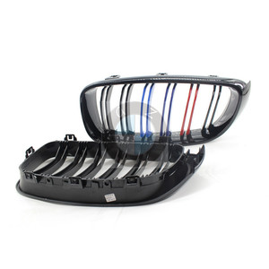 กระจังหน้า BMW F34GT สีดำเงา ลายเส้นคู่ สไตล์ M ช่องดักอากาศ สำหรับอัพเกรดกันชนรถซีรีส์ 3 ปี 2014-2016 - Product Image 3