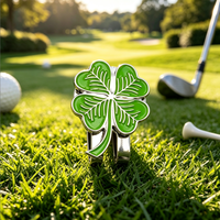 Marqueur de balle de golf magnétique trèfle à quatre feuilles avec clip pour chapeau, accessoires de golf porte-bonheur, cadeau pour golfeurs, pour le putting green, en gros