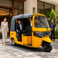 Tricycle Électrique Ouvert Type Tuk-Tuk pour Transport de Passagers, Moteur 2000W, Batterie 72V 60Ah, Idéal pour le Tourisme et les Voyages en Zone Rurale, Marché d'Asie du Sud-Est