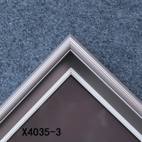 Moulure de cadre photo en plastique rose pastel et gris, écologique et tendance, profil en polystyrène EPS, design minimaliste pour un style moderne