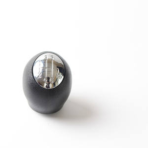 Pommeau de levier de vitesse Renault 6 vitesses en plastique électroplaqué ergonomique - Product Image 3
