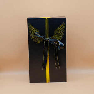 Hermosa caja de papel de regalo de lujo de estilo europeo creativa vacía con alas de Ángel caja de regalo de dos puertas de doble apertura negra - Product Image 4