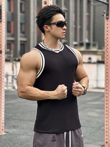 Camiseta sin mangas de alta calidad para hombre, transpirable, para playa, ajustada, con nervaduras, para culturismo, fitness y entrenamiento. - Product Image 2