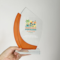 Vente d'usine : Plaque de récompense en cristal personnalisée, courbe orange, trophée moderne en cristal