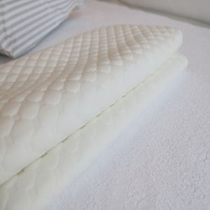 Federa Beige piccola ottagonale impermeabile permeabile all'aria Anti-polvere Anti-batteri Non tossici ecologici federa Non tessuta per Hotel - Product Image 2