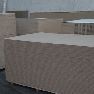 Tablero de virutas vietnamita de tamaño personalizado, el más vendido, embalaje a precio económico - Tablero <span class=keywords><strong>OSB</strong></span>, tablero de partículas para muebles de interior - Product Image 1