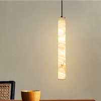 Lustre en marbre d'albâtre nordique de luxe Suspension de bar de restaurant de luxe avec bande lumineuse de tailles moyennes réglables en hauteur
