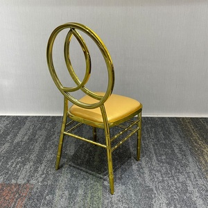 Sedie Chiavari in Ferro Dorato Impilabili e Resistenti per Feste e Matrimoni, Sedie per Eventi e Banchetti all'Ingrosso - Product Image 5