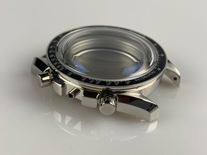 Montre personnalisée 44.5x51.5mm avec boîtier en acier inoxydable et lunette en aluminium et verre minéral résistant à l'eau 10ATM - Product Image 6