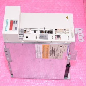 Simovert / 6se7018-0ep50-wbrz Masterdrives AC/AC <span class=keywords><strong>Drve</strong></span> Z=f01+g91+c43+wbrg42 Nouveau Original Automatisme Industriel Programmable - Product Image 1