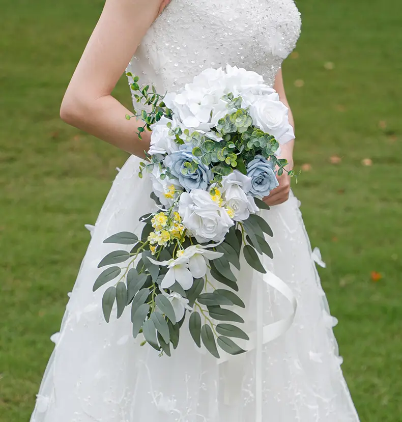 New Design Wedding Bride Holding Flowers Bouquet Silk Roses Bridal Artificial Wedding Hand Bouquet