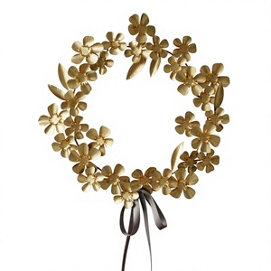 Corona de Flores Metálica en Forma de Corazón, Hecha a Mano, Estilo Glamuroso, Sin Iluminación, Paquete Individual - Product Image 1