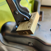 AMBITION Vente en gros de cadenas à manille haute performance, longueur 15/16 po x largeur intérieure 7/16 po, largeur du corps 2 po, coupleur en laiton massif