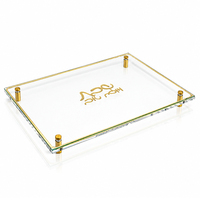 Plateau à Challah en Acrylique Transparent avec Pieds Dorés – Élégant Plateau de Service Judaica pour Décoration de Table et Cadeau