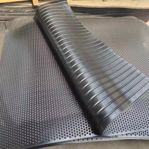 최고 품질의 미끄럼 방지 연동 안정적인 바닥 매트 EPDM 및 NBR 고무 시트 맞춤형 절단 말 스톨 매트 - Product Image 3