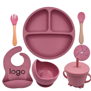 Ensemble de vaisselle écologique pour enfants, anti-chute, en silicone de qualité alimentaire, <span class=keywords><strong>assiette</strong></span> bébé avec <span class=keywords><strong>ventouse</strong></span>, bavoir et fourchette – Vente chaude transfrontalière - Product Image 1