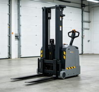 Chariot élévateur manuel économique Worui à 3 roues avec centre de charge de 500 mm pour la manutention de marchandises industrielles