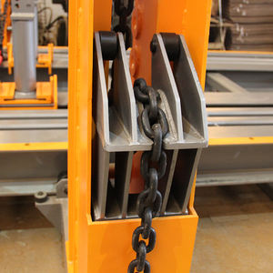 معدات ورشة عمل السيارات الهندية آلة تقويم إطار الحافلة مصنوعة من المعدن المتين - Product Image 4