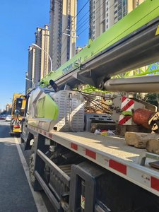 ZOOMLION a utilisé le chantier de construction de grue de camion hydraulique de la grue 25t QY25H - Product Image 5