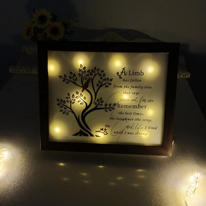 Regalo di grazia in legno Led Memorial Shadow Box 8x10 regali commemorativi per la famiglia e gli amici cornice per foto a Led per natale - Product Image 3