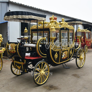 Elegante Carruaje Real Negro y Dorado, Diseño Clásico Hecho a Mano, Vehículo para Desfiles de Boda - Product Image 2