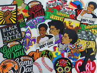 Vente en gros Chenille Patches 2025 Nouveau Design Coloré Noir Histoire Patchs