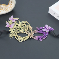 Masque de performance sexy pour reine, avec ceinture en double fil, en dentelle à motif plume de paon et phénix, et finition dorée brillante