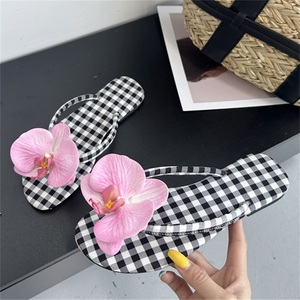 Summer Sweet Girl Flowers Non-Slip TPR Beach <b>Shoes</b> Comfortable Flat Bottom Plaid for Slippers Breathable <b>Soft</b> Lightweight - Product Image 4