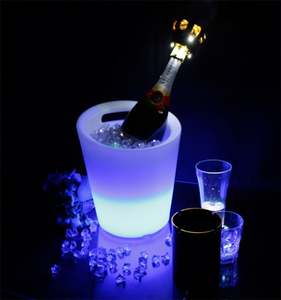 Comercial al aire libre Night <span class=keywords><strong>Club</strong></span> Glow portátil moderno Night <span class=keywords><strong>Club</strong></span> bar muebles acuario agua burbuja pared LED acrílico bar mostrador - Product Image 3